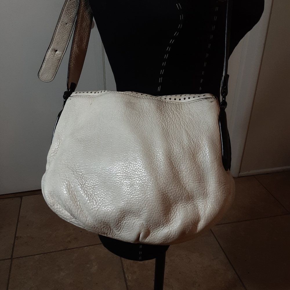 Marc By Marc Jacobs Ivory Perforated Shoulder Bag - Picture 2 of 3